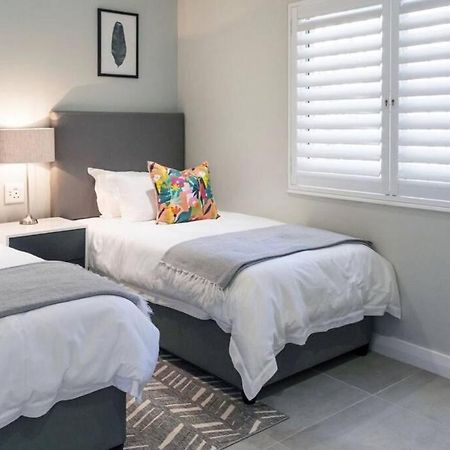 Waterfront Getaway, 2 Bedroom Seaside Bliss Umdloti Ngoại thất bức ảnh