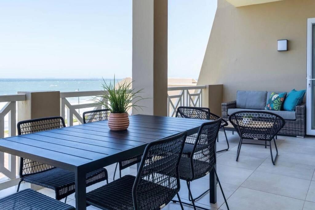 Waterfront Getaway, 2 Bedroom Seaside Bliss Umdloti Ngoại thất bức ảnh