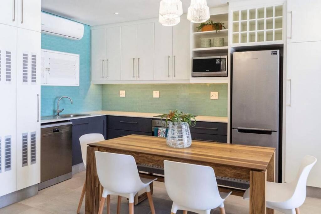 Waterfront Getaway, 2 Bedroom Seaside Bliss Umdloti Ngoại thất bức ảnh