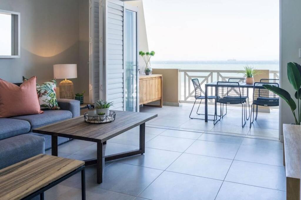 Waterfront Getaway, 2 Bedroom Seaside Bliss Umdloti Ngoại thất bức ảnh
